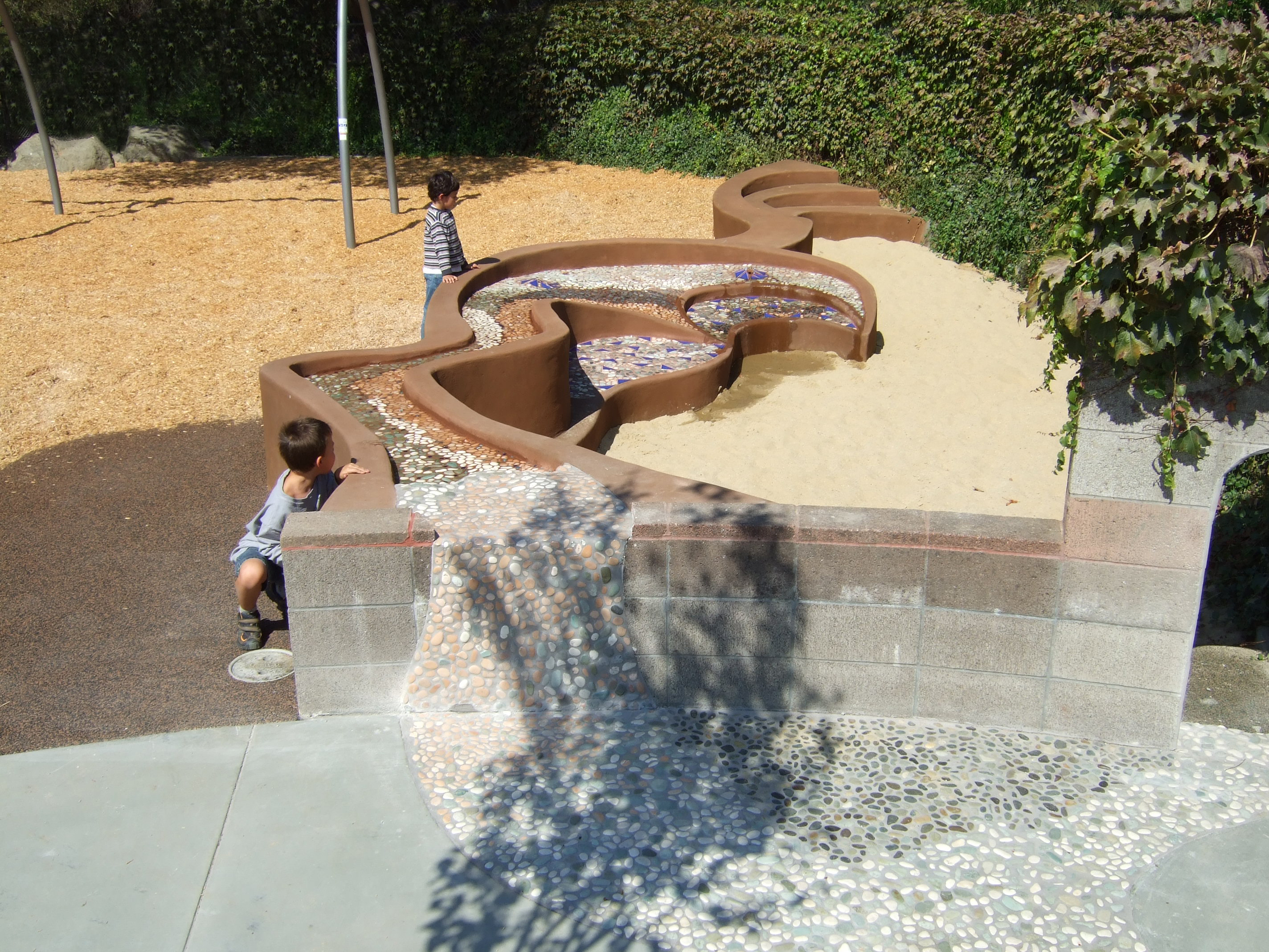 water feature kids 3